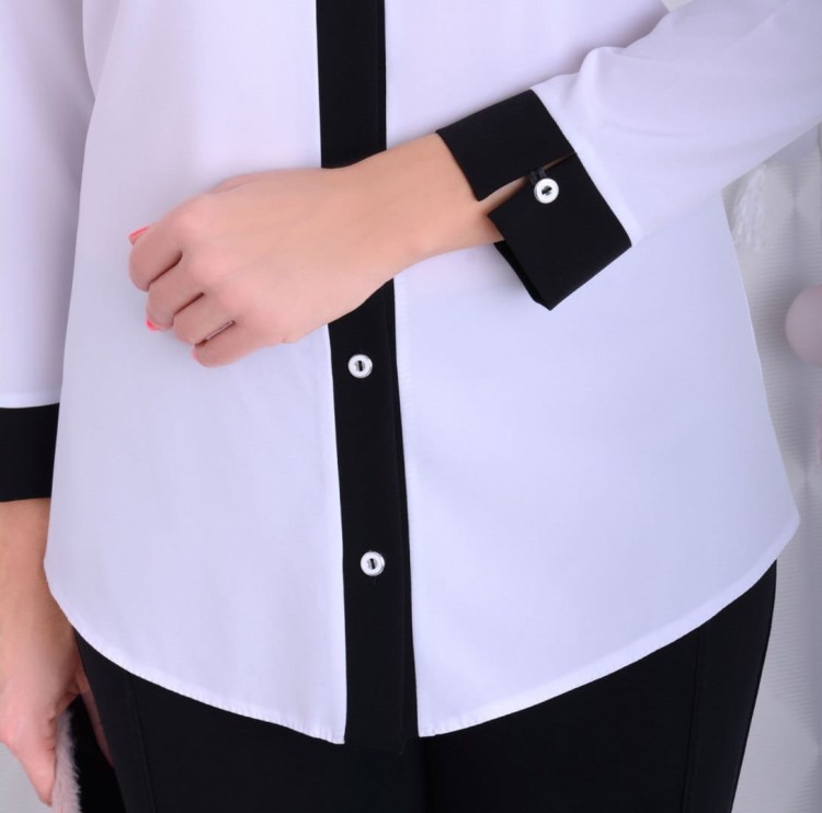 Elegancka koszula biało-czarna rozpinana P690