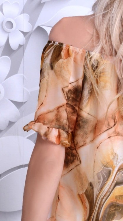 Najmodniejsza sukienka szyfonowa beżowa P232N