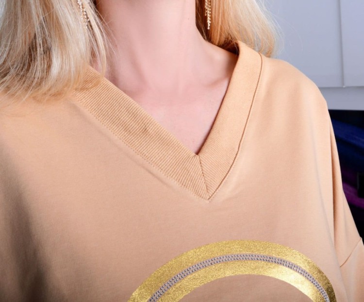 Solidny dres w dużych rozmiarach złoto P723A