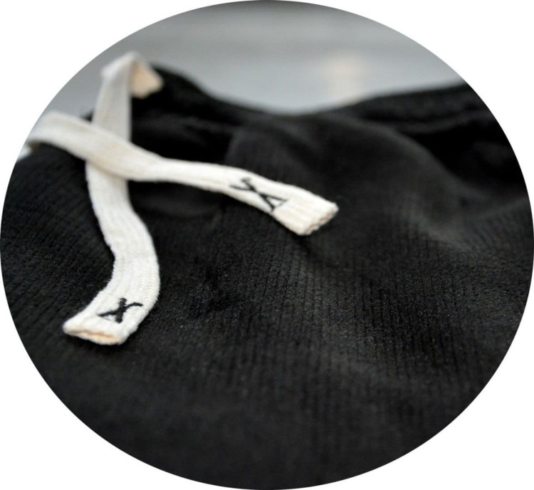 Ocieplane, długie spodnie w prążek P409D