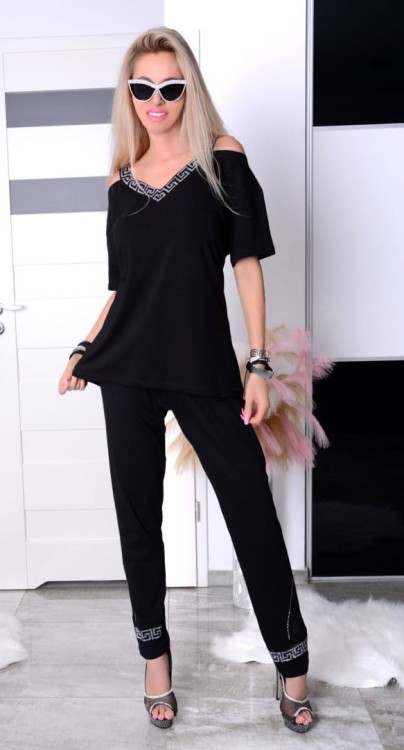 Glamour dres kobiecy z ozdobami w stylu Versa P723V