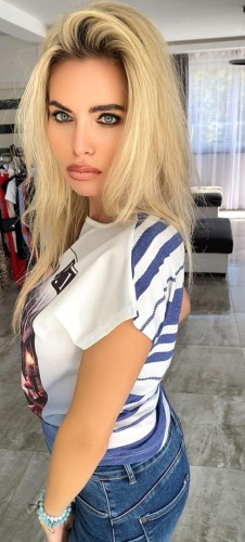Modna przedłużana bluzka z asymetrią P672