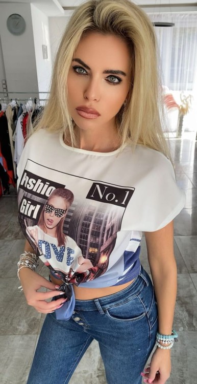 Modna przedłużana bluzka z asymetrią P672