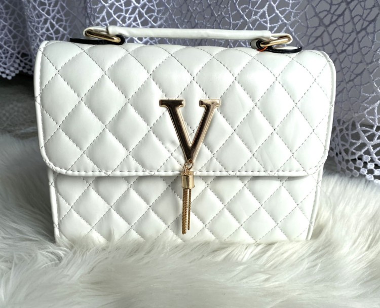 Najmodniejsza torebka V Valentino FBV2