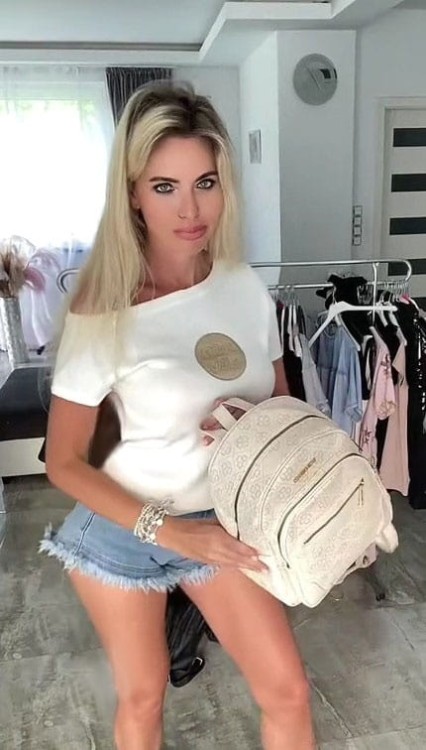 Elegancki plecak miejski pojemny A4 logo GUE FB63