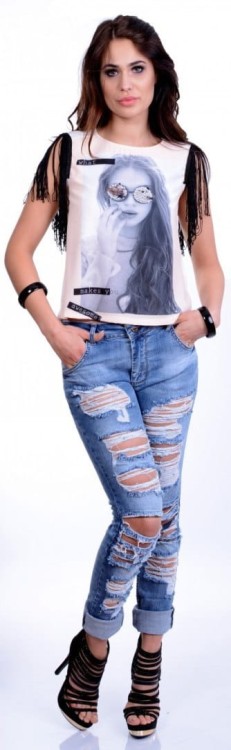 Modna markowa bluzka STRADIVARIUS ze stylowymi rękawkami P692