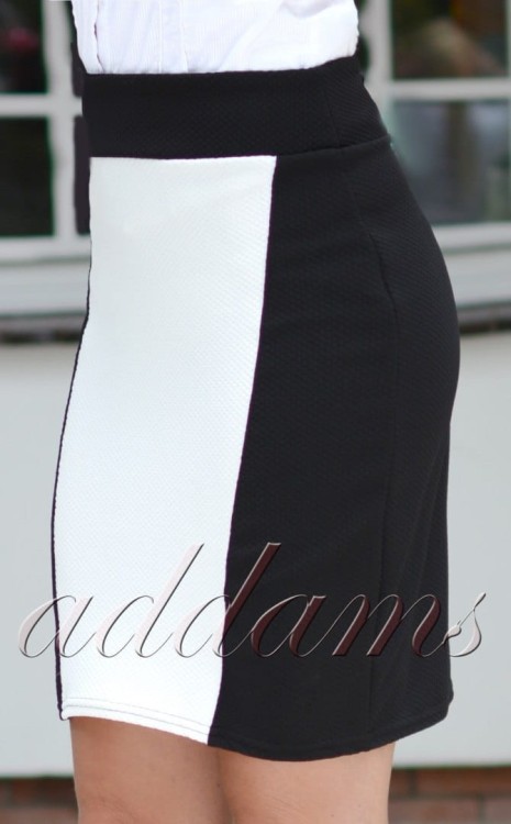 Elegancka wyszczuplająca spódnica czarno-biała P121