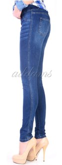 Elastyczne jeansy damskie z długimi nogawkami denim P342