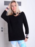 NOWOŚĆ Kobiecy sweterek OVERSIZE w klasycznej czerni P686F