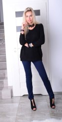 NOWOŚĆ Kobiecy sweterek OVERSIZE w klasycznej czerni P686F