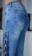 NOWOŚĆ Modne jeansy z efektownymi wiązaniami po bokach P375A
