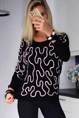 NOWOŚĆ! Stylowy sweterek w modne wzory P651CZ