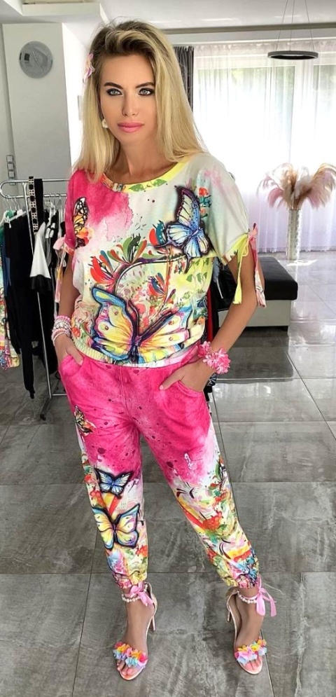 Bawełniany kolorowy dres w motyle P721 Bawełniany kolorowy dres w motyle P721